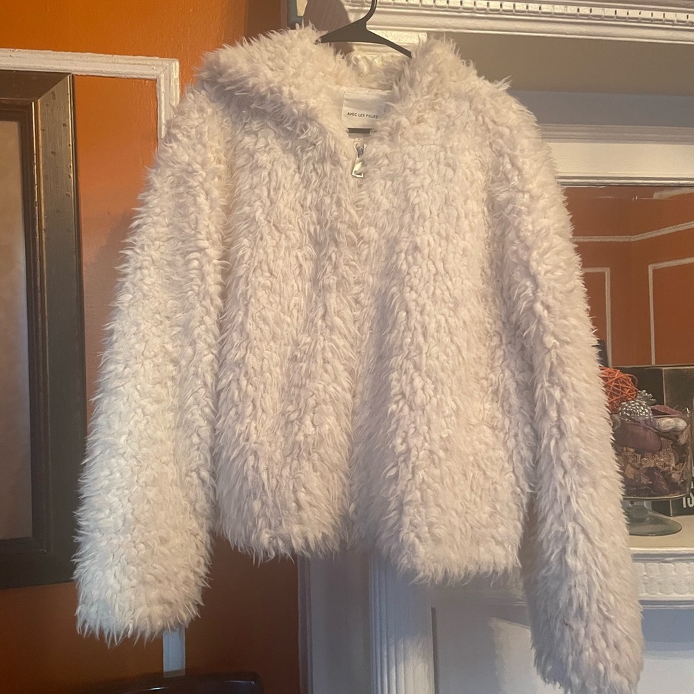 Sale!!!!! 
Fuzzy jacket